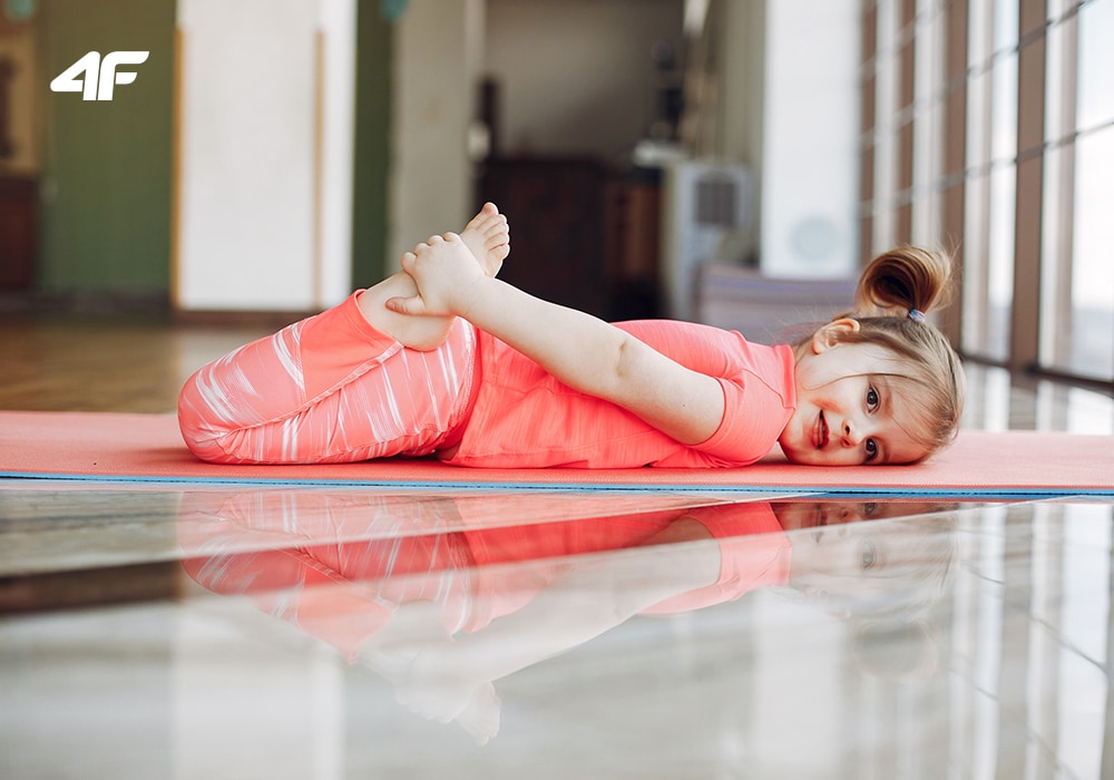 Uprawiaj jogę ze swoim dzieckiem 🧘 Blog