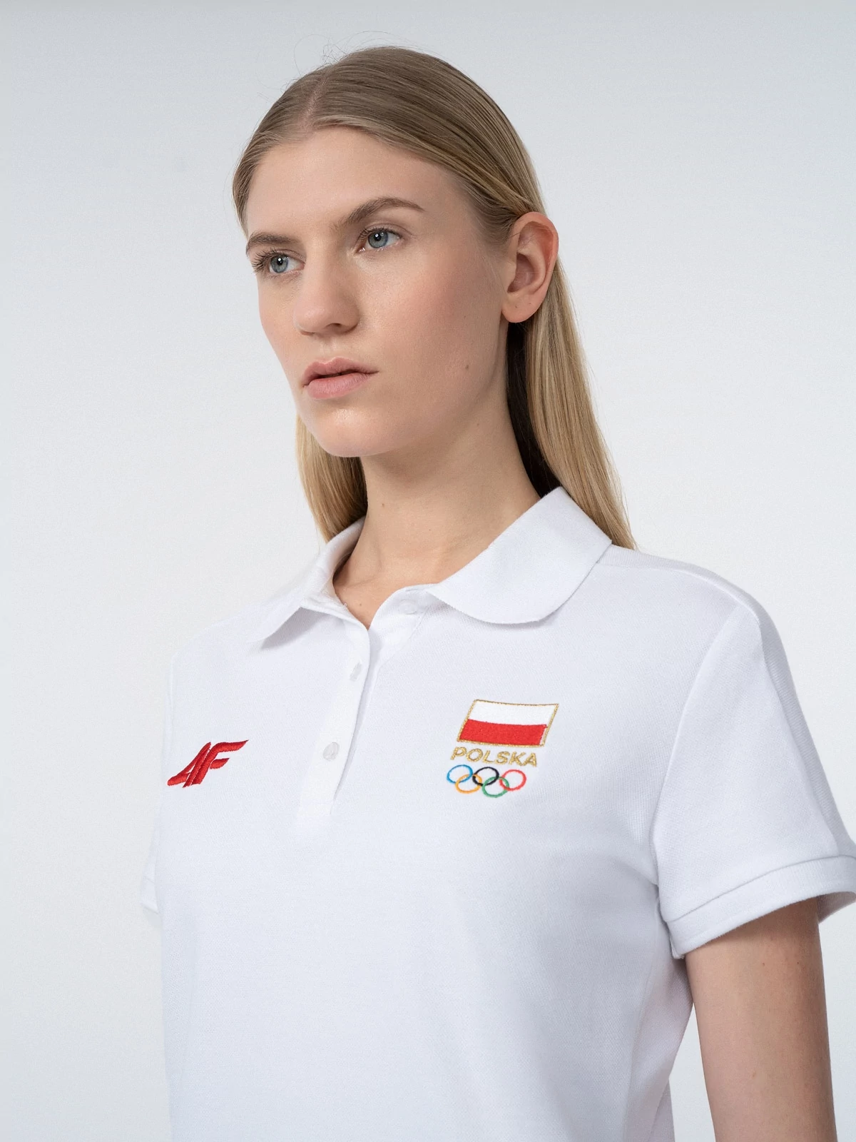 Dispensing Inn Clunky Koszulka polo regular damska Polska - Pekin 2022 kolor Biały | 4F -  Sportowa Odzież i Obuwie